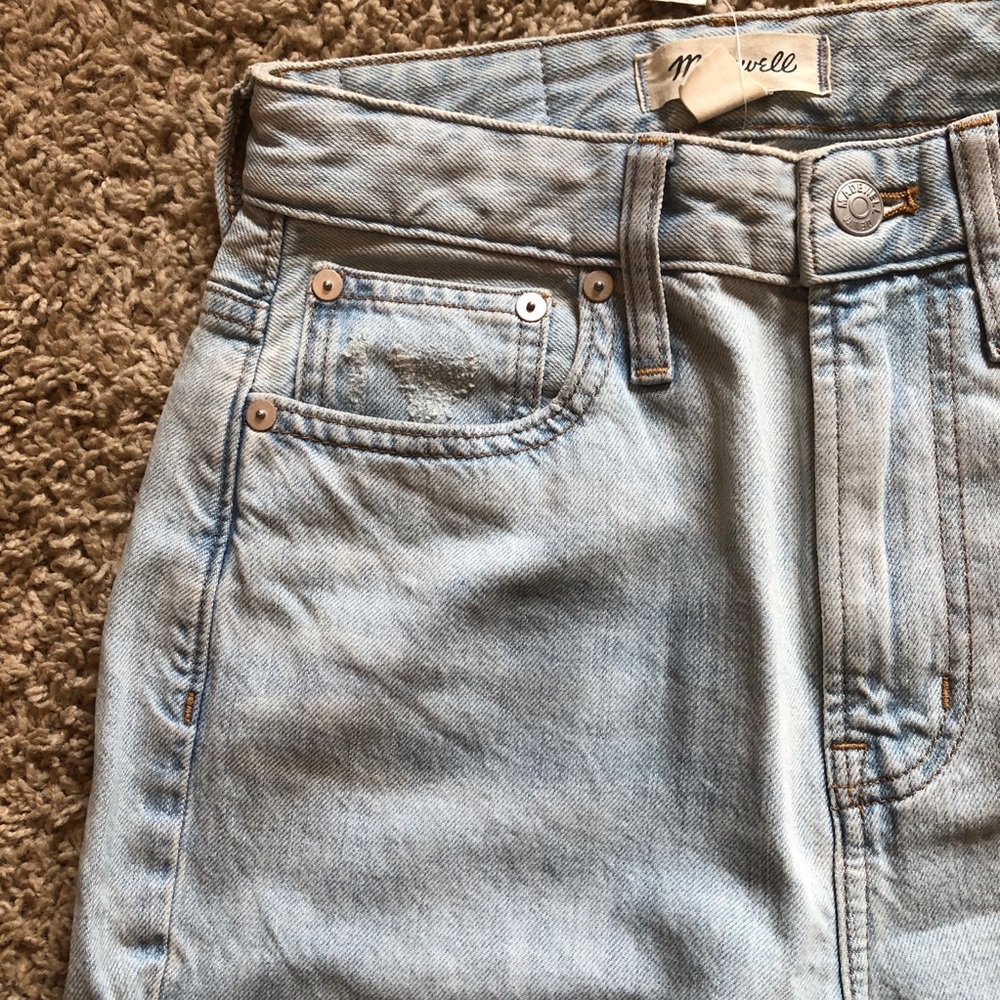Madewell The Curvy Perfect Vintage Jean in light blue - Picture 7 of 11